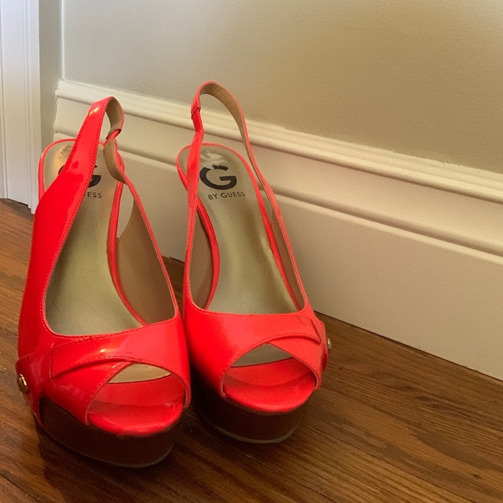 Guess Heels - Picture 2 of 3